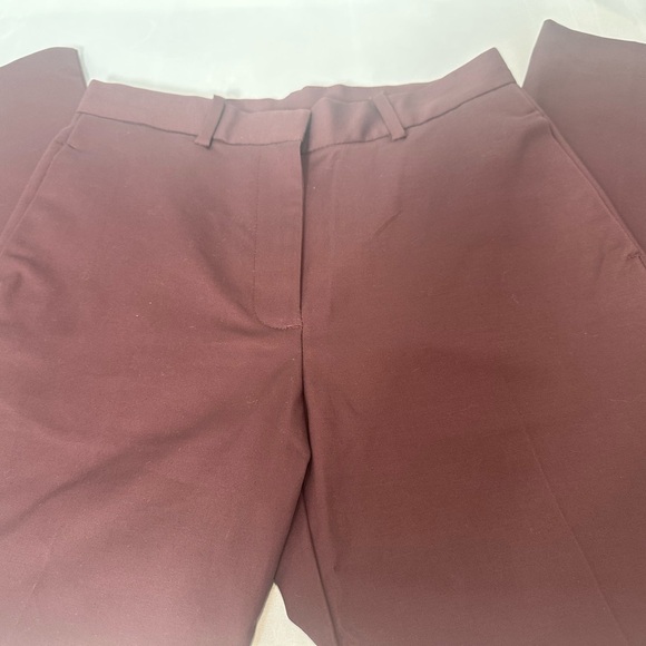 Calvin Klein woman’s Burgundy Chinos - Picture 2 of 9